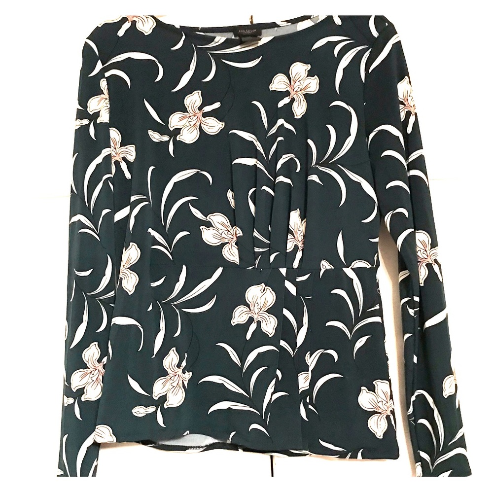 Ann Taylor Factory NWT blouse small